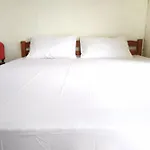 Oyo 3469 Bontotangnga Homestay